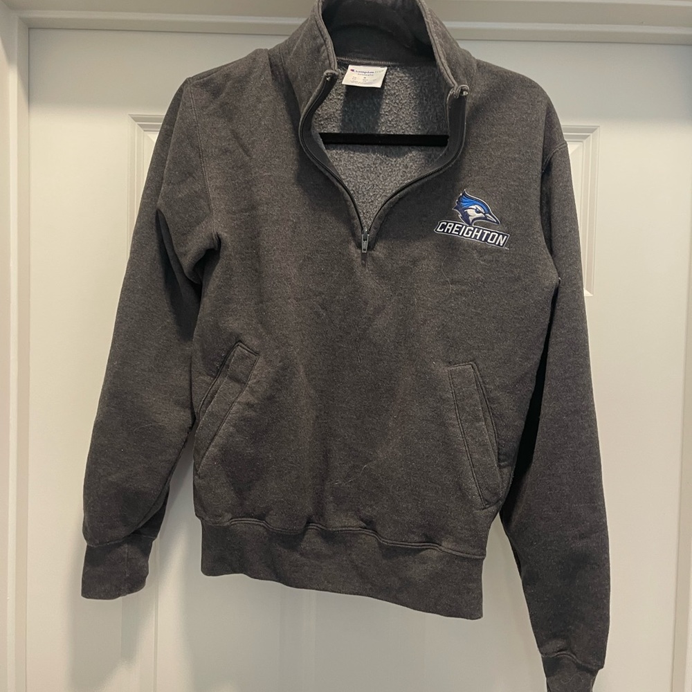 Creighton zip up S